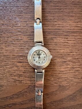 BETONÉ - VTG “Embraceable”Quartz Bracelet Watch - Stainless Steel Japan Movement